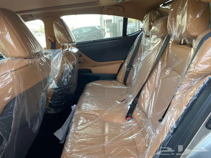 لكزس ES 350 DD فل كامل 2025 - سعودي 17