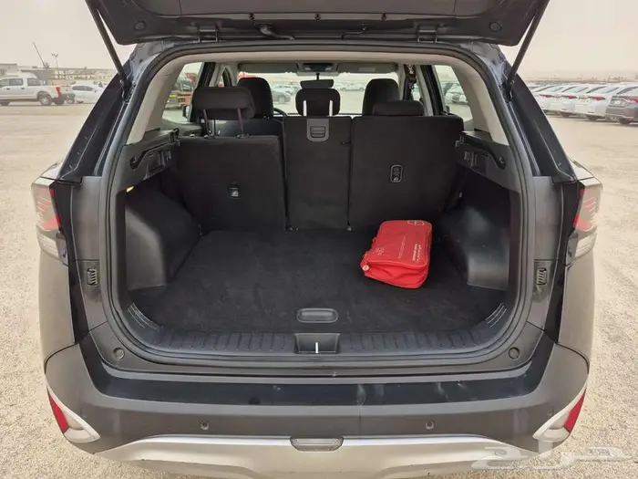 كيا سبورتاج LX 2023 8