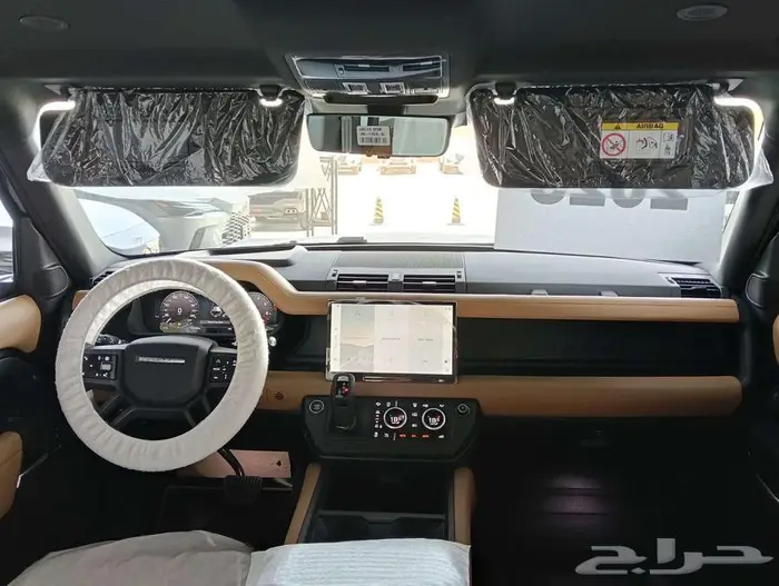 لاندروفر ديفيندر V6 HSE 2025 الناغي هيدروليك بروجيكتور 6