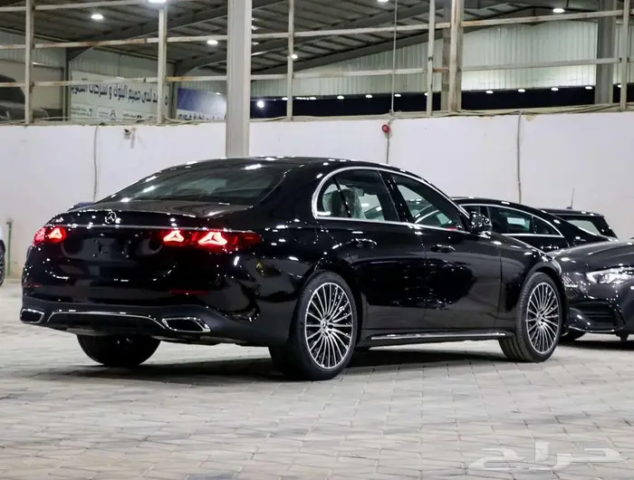 مرسيدس- E300 AMG - 2025 - 3 شاشات (كاش -بنوك ) 13