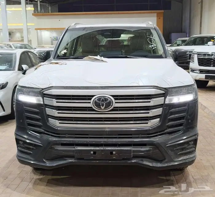 تويوتا لاندكروزر ( GXR-S ) 2025 خليجي ( اقل سعر ) بطاقه 0
