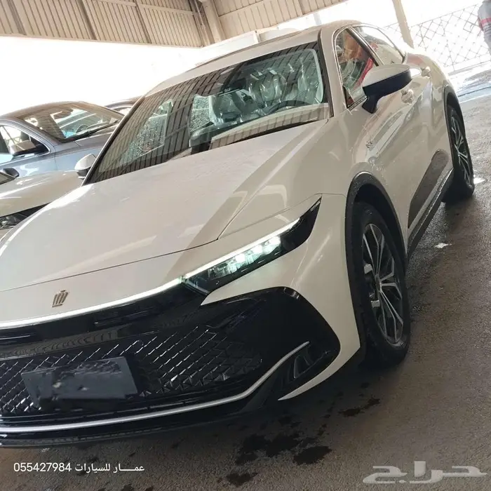 تويوتا كرااون بريميوم هايبرد 2025 3