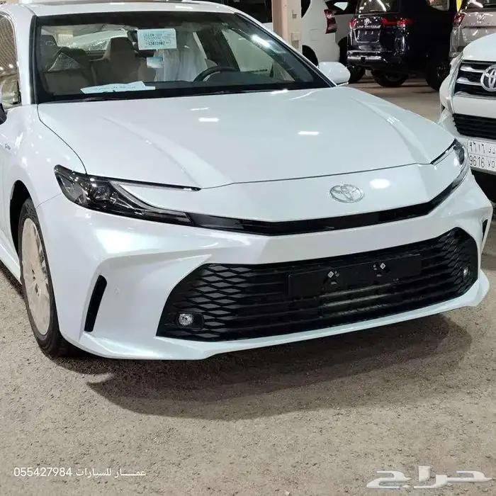 تويوتا كامري Eبلس لوحات سعودي 2025 1
