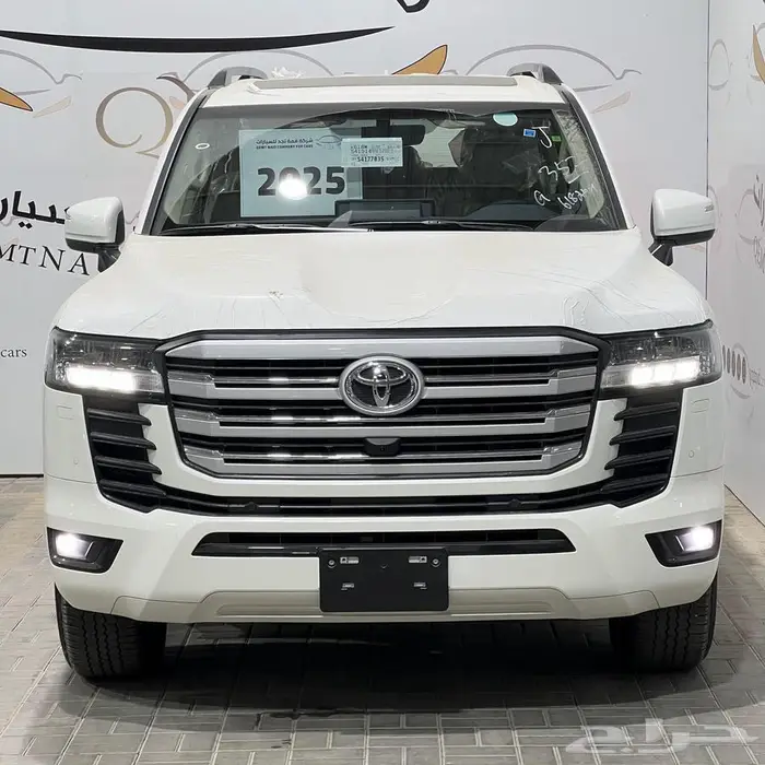 لاندكروزر GXR رقم 2 بنزين 2025 فقط ي 273 الف ريال 1