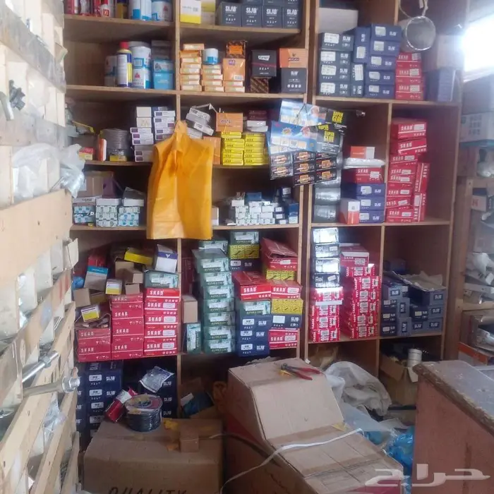 محل مواد بناء للبيع 1