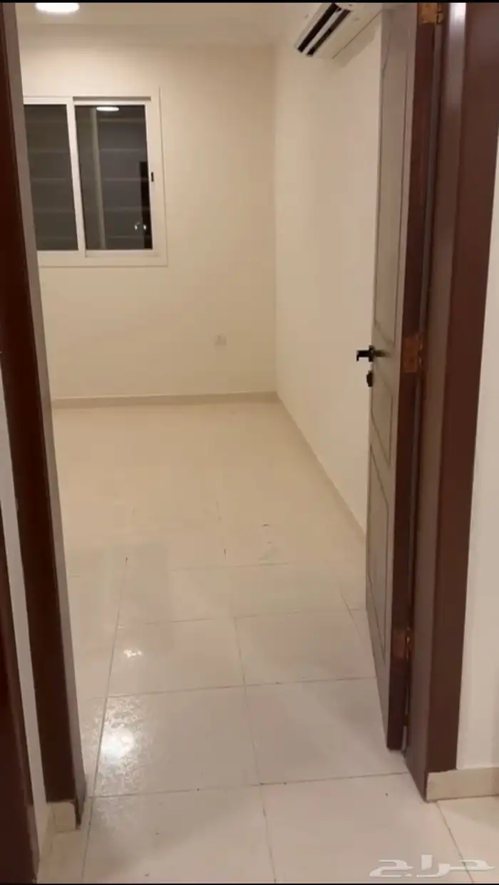 شقة للايجار في عمارة ( ظهرة لبن ) 20