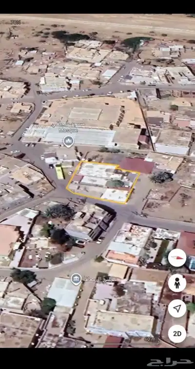 بيت مسلح على مساحة ارض 743 متر مربع مع محلات 0