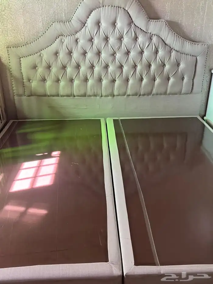 سرير نفرين 0