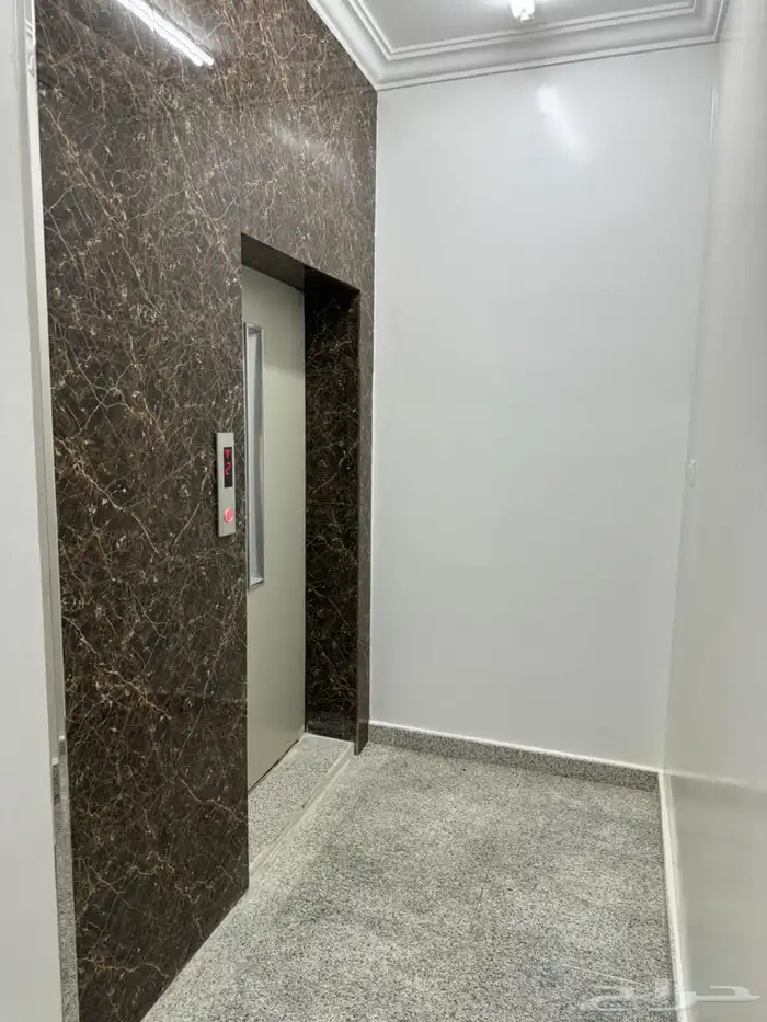 شقة جديدة 5 غرف للايجار 1