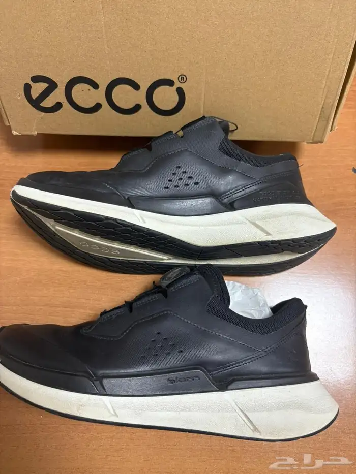 شوزات للبيع ماركة ecco رجالية 4