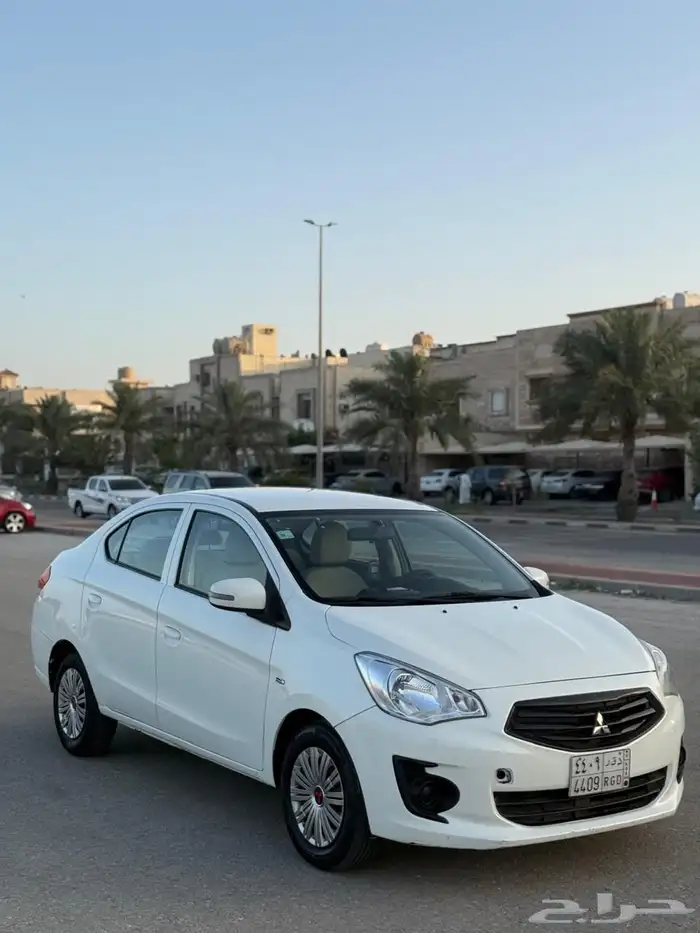 متسوبيشي اتراج 2019 25