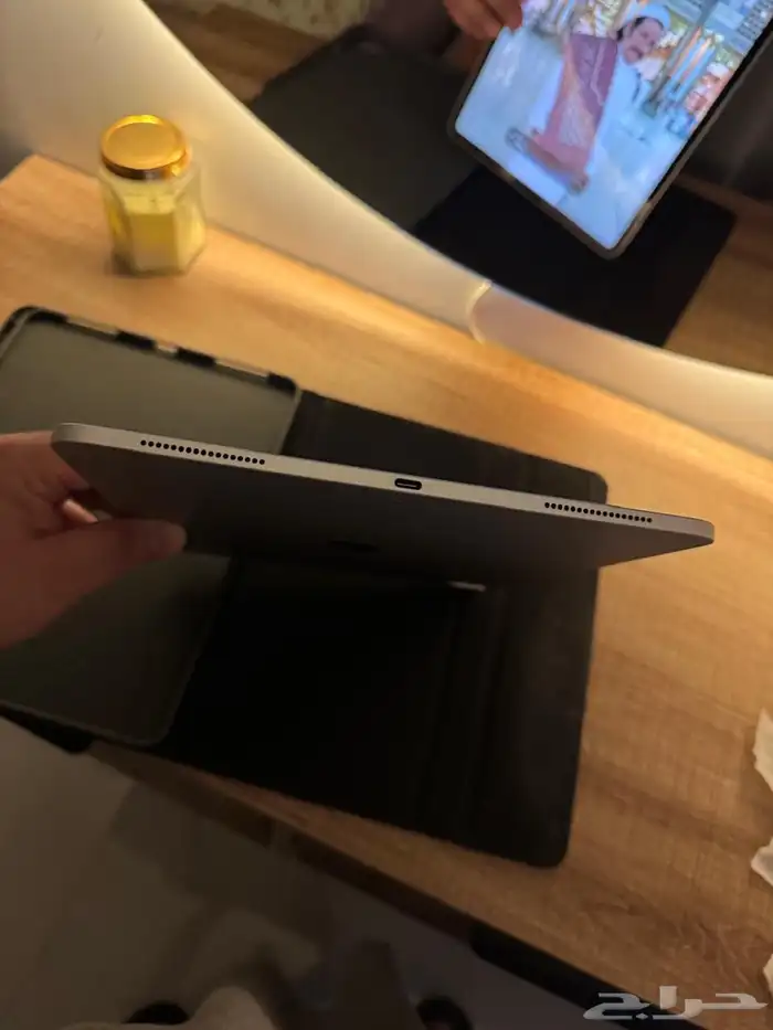 ايباد برو الجيل الرابع 2020 حجم 1TB 3