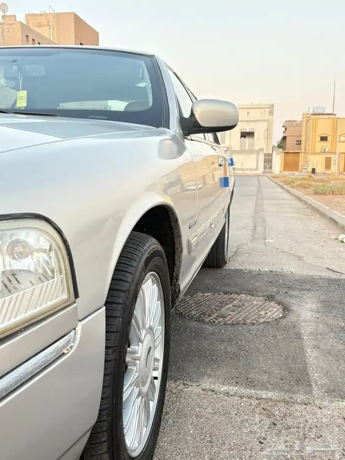 فورد ماركيز 2009 1