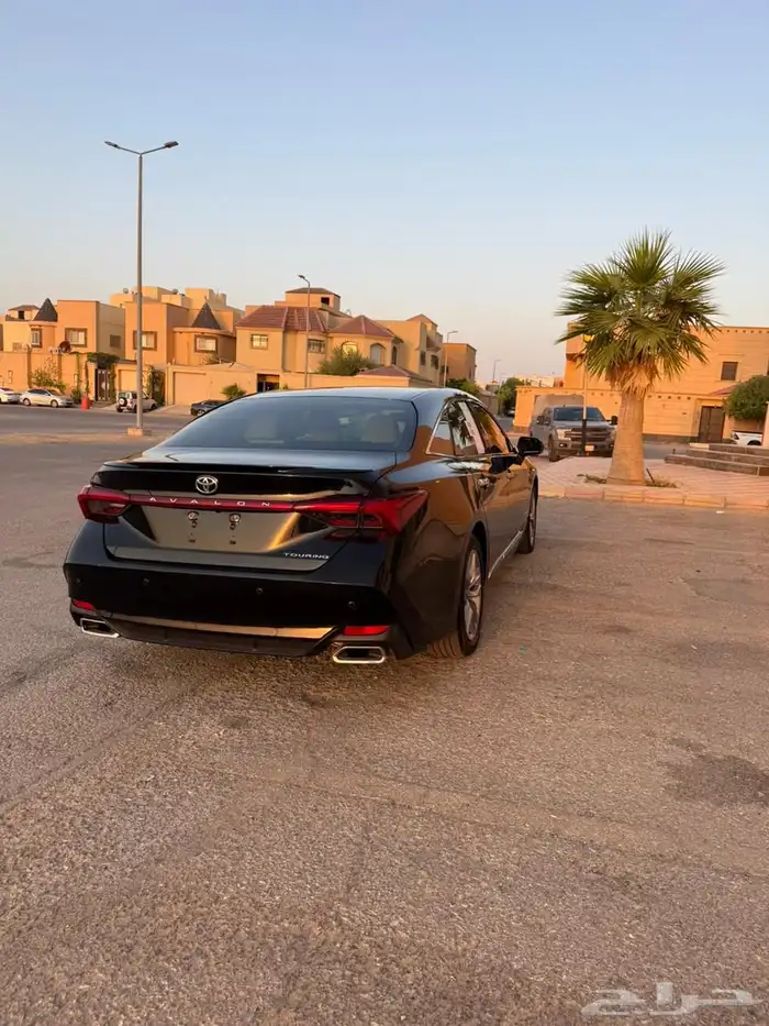 للبيع افالون اسود 2022 8