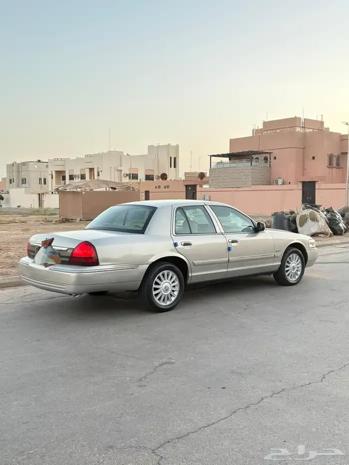 فورد ماركيز 2009 6