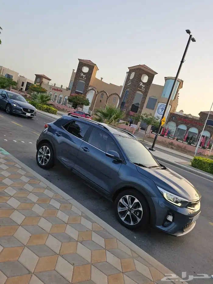كيا ستونيك ديزل 2018 فل كامل فتحه سقف 2
