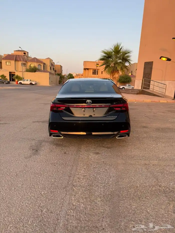 للبيع افالون اسود 2022 5