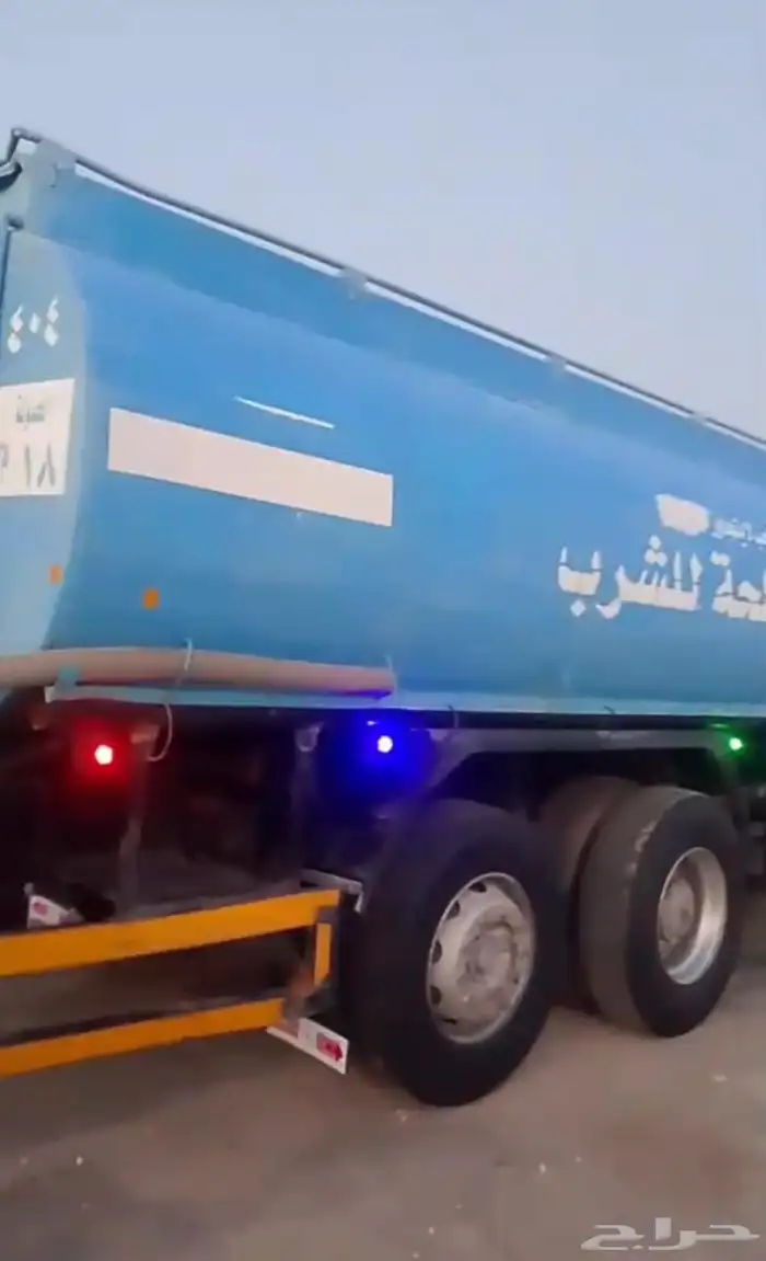 وايت مسقس ألبي 1