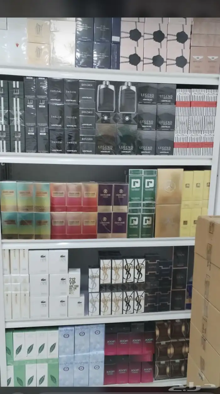 نوفر جميع انواع العطور والتجميل والعود والبخور بسعر الجملة 42