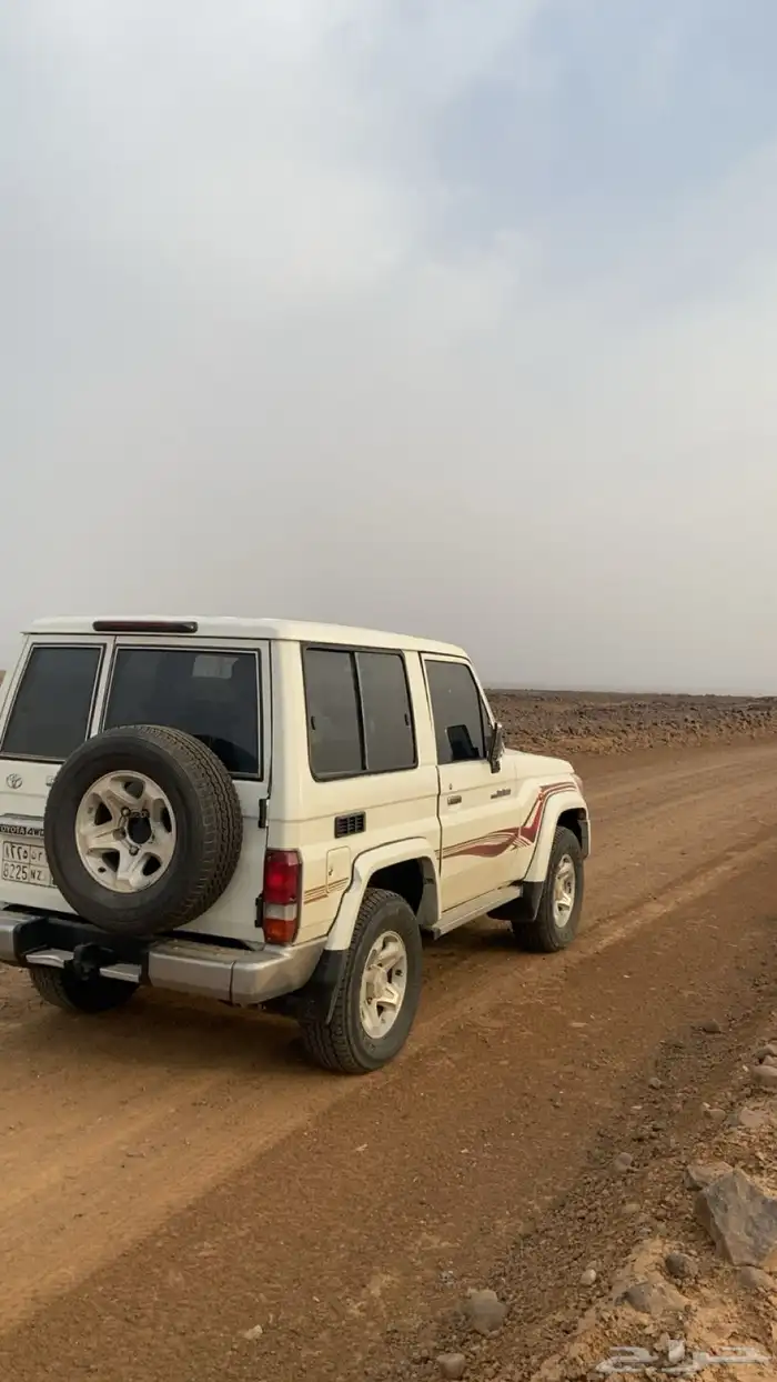 جيب ربع حكومي سابق 0