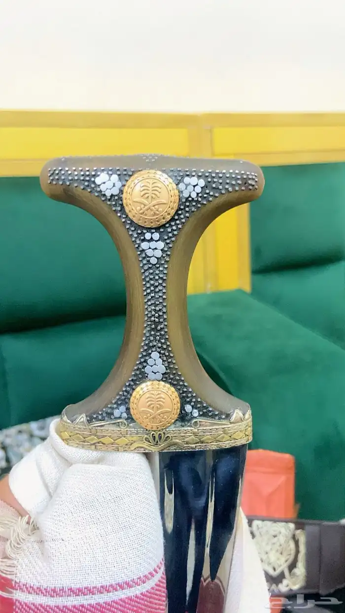 جنبيه صنعاني تقص المسمار 4