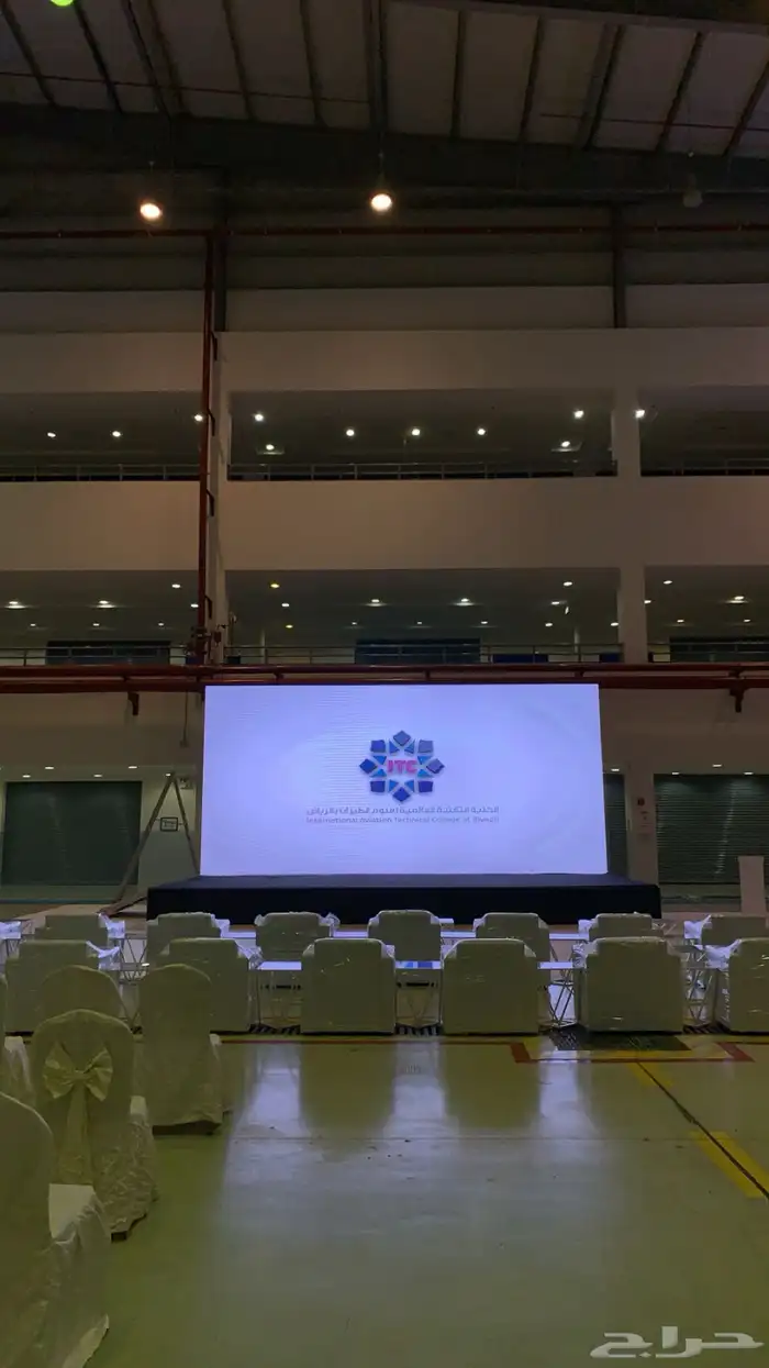 تأجير شاشات واضائات وصوت وستيج 1