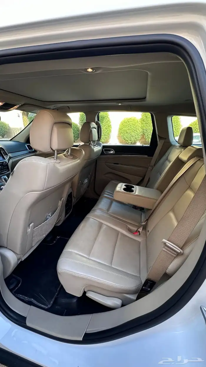 جراند شيروكي Jeep grand Cherokee 11