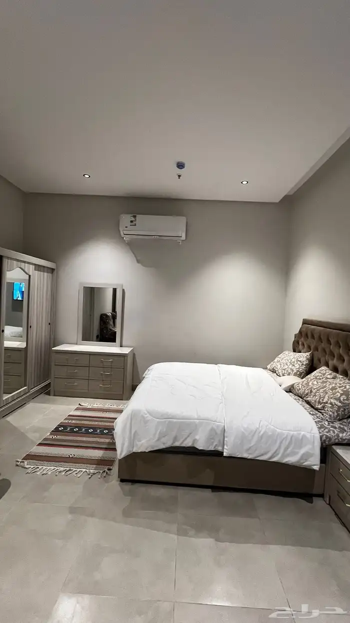 شقة للايجار مؤثثة بالكامل 2