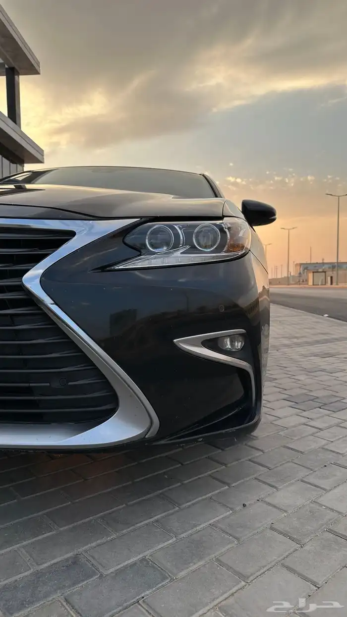 لكزس ES300h ( هايبرد .. كندي ) 2