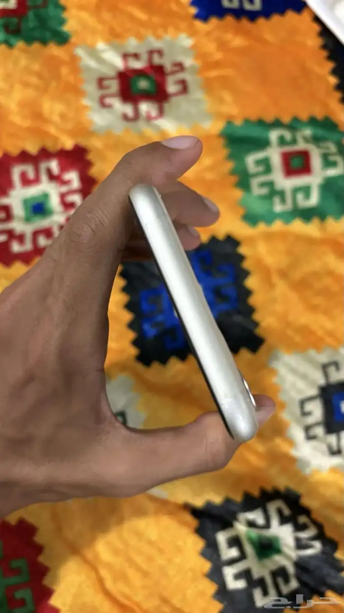 آيفون 11 8