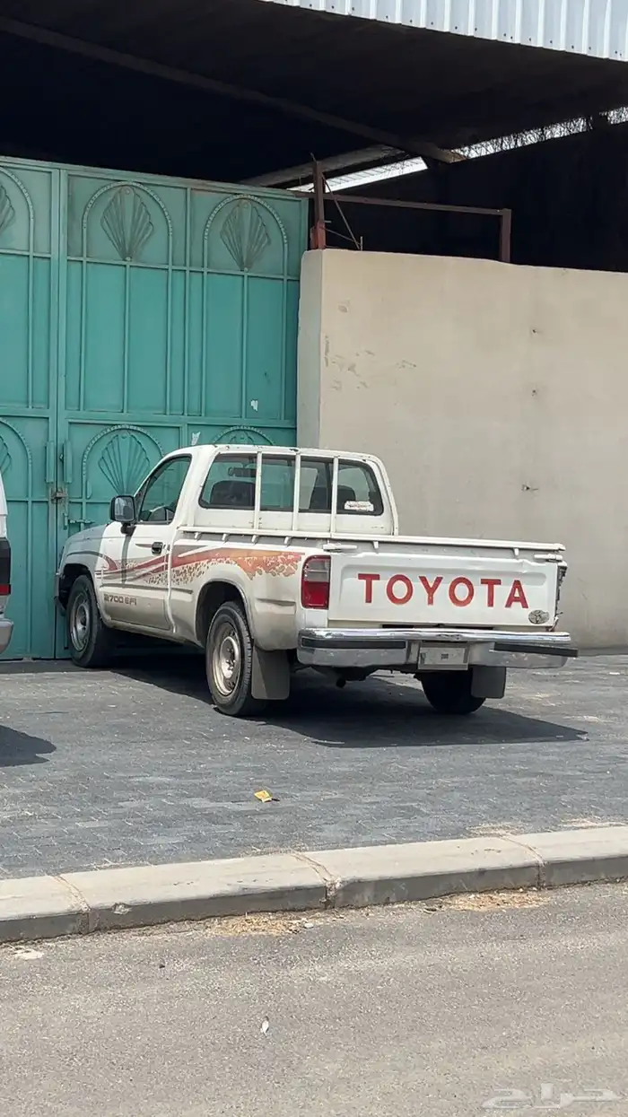 اقبل بدل. المناسب. هايلكس2002 الممشى واقف على89 الف 1