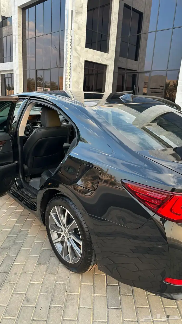 لكزس ES300h ( هايبرد .. كندي ) 20