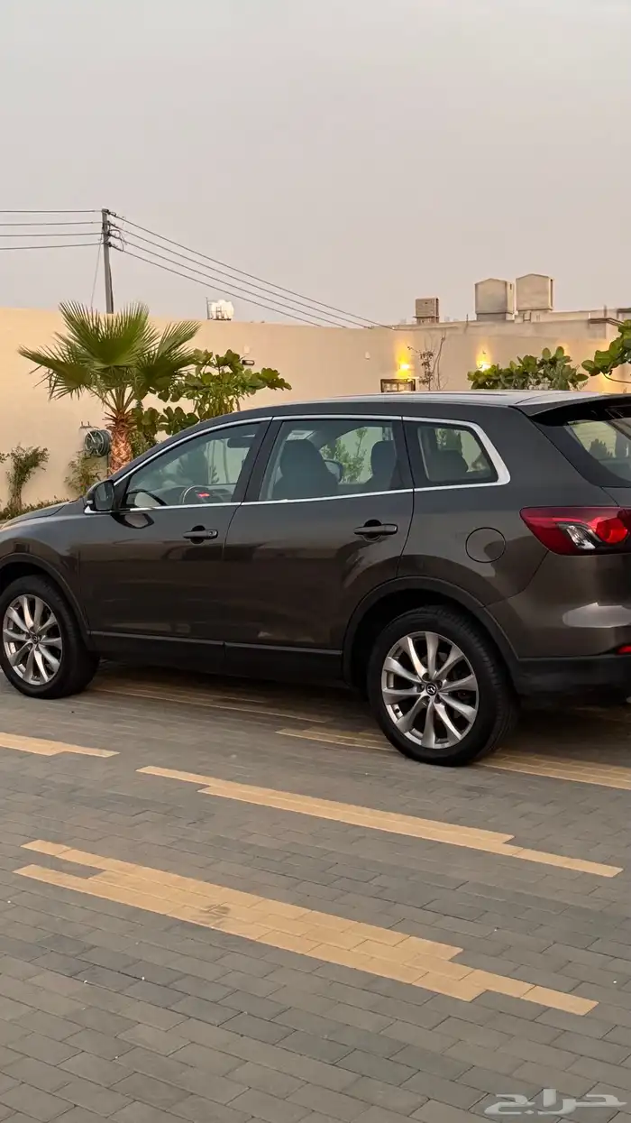 مازدا CX-9 موديل 2015 نظيف 7