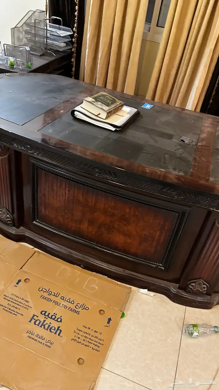 مكتب فخم وفاخر متكامل 1