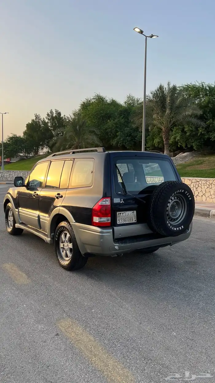 للبيع باجيرو GLS موديل 2004 3