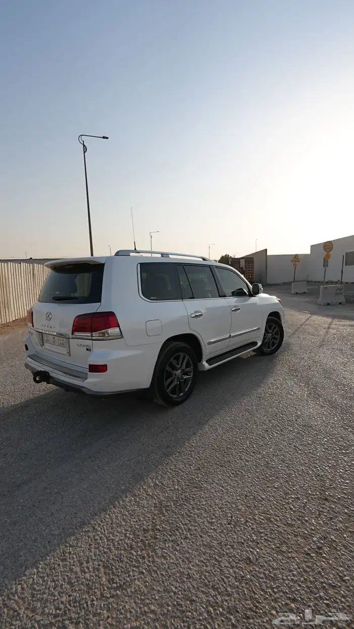 جيب لكزس LX 570 -2015 5