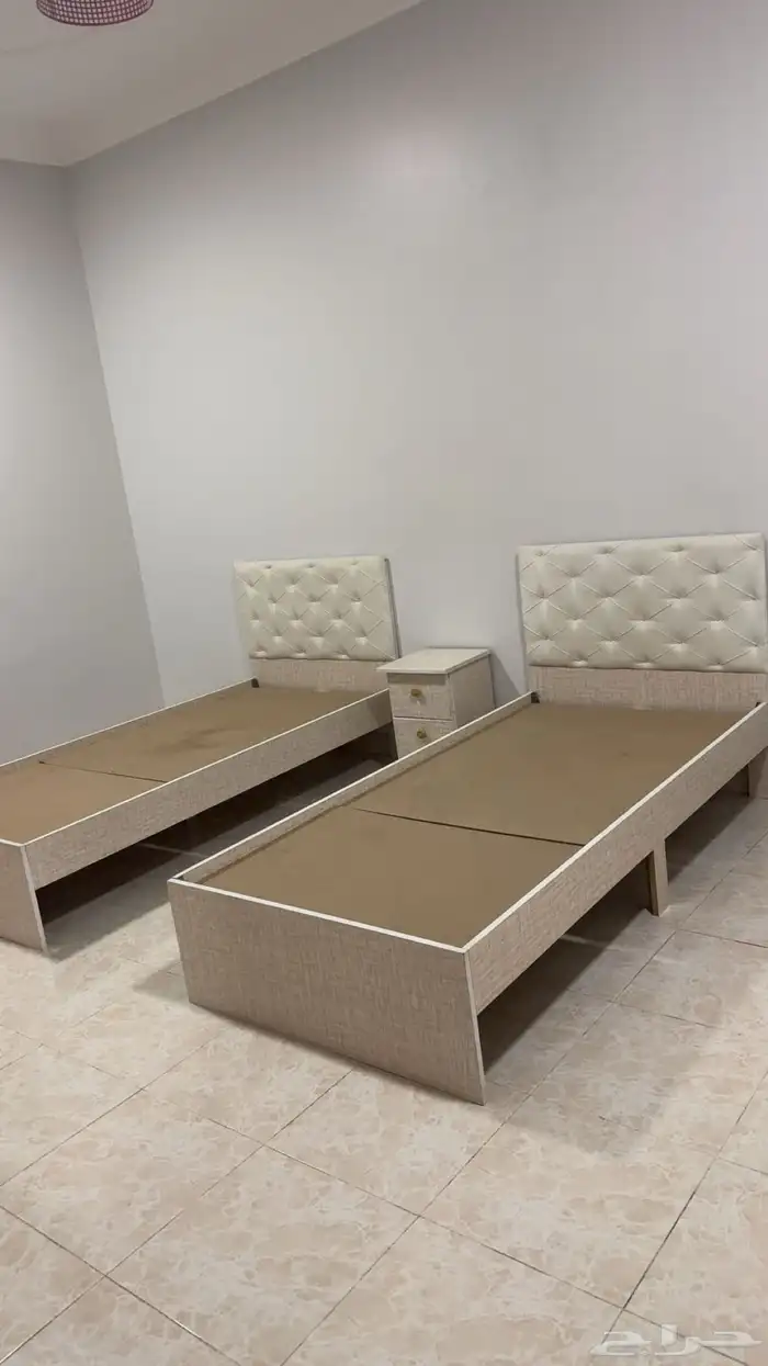 سرير 180 190 و سريرين فرديه 1
