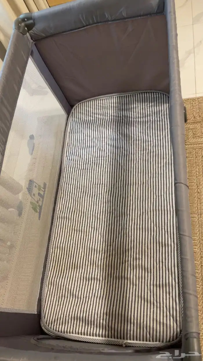 سرير اطفال 1