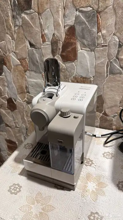ماكينة قهوة إيطالية Nespresso Lattissima Touch index