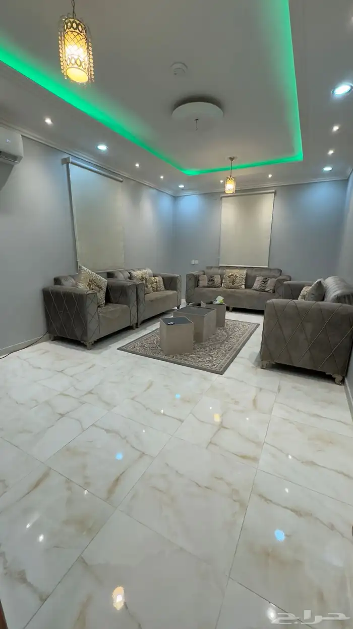 كنب للبيع بحالة جيدة جدا السبب شراء كنب اكبر 1