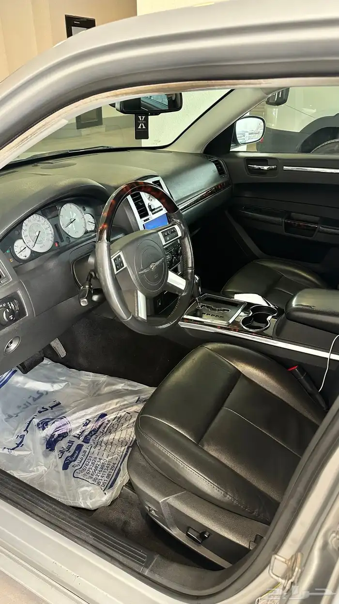 كرايسلر لمتد v60 2010 13