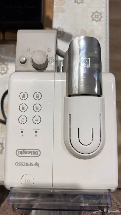 ماكينة قهوة إيطالية Nespresso Lattissima Touch index