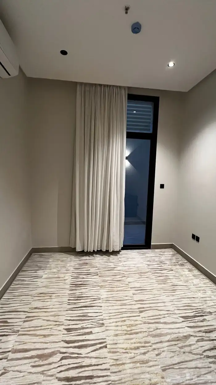 شقة للايجار مؤثثة بالكامل 5