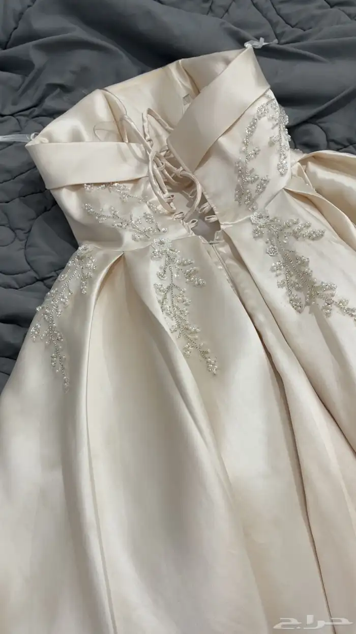 فساتين 2