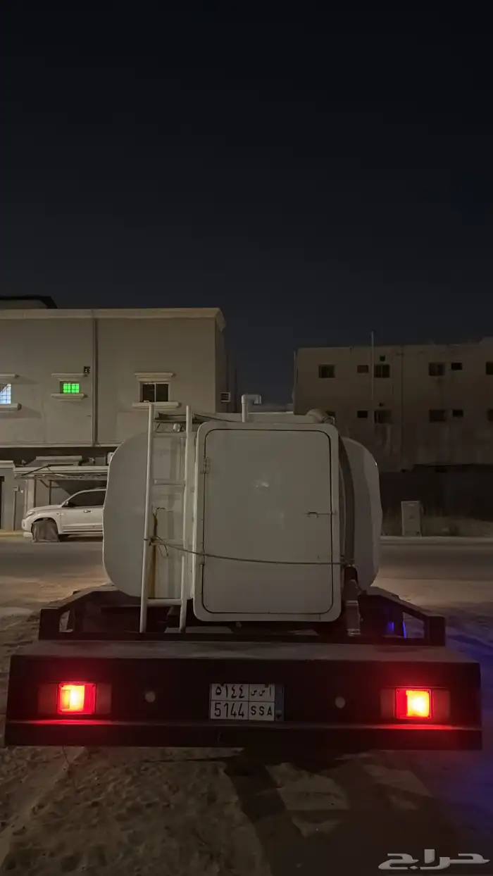 وايت ايسوزو للبيع 4