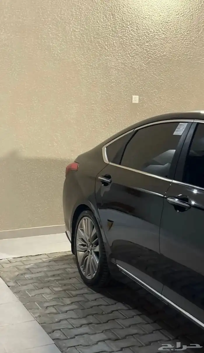 جنسس رويال V6 اللون اسود 6