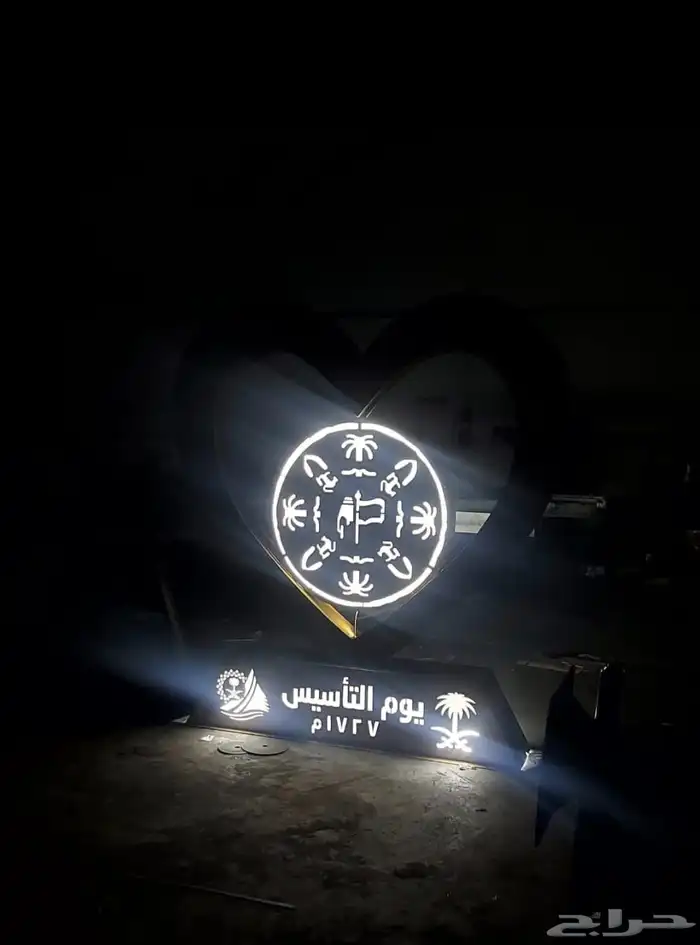 مجسمات اليوم الوطني بكل انواعها للطرق والميادين والحدائق 88