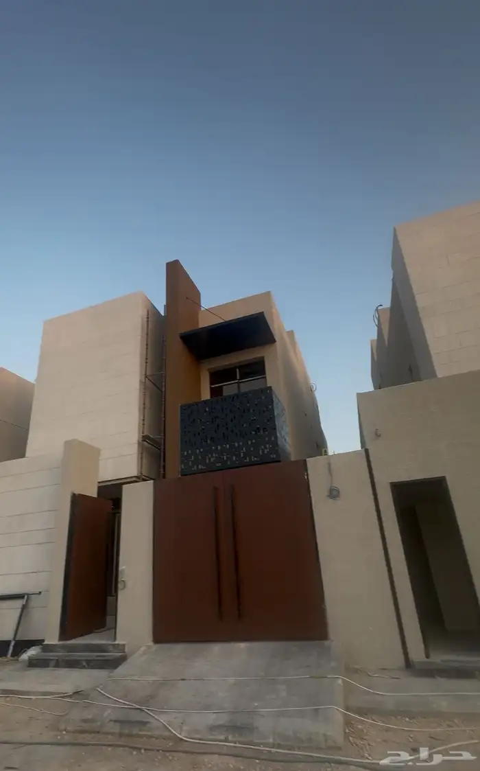 للبيع فلل حي الصفا فاخره 0