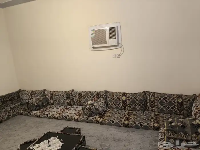 طقم مساند تراثي مع الفراش و الطاولات و الستاره 2