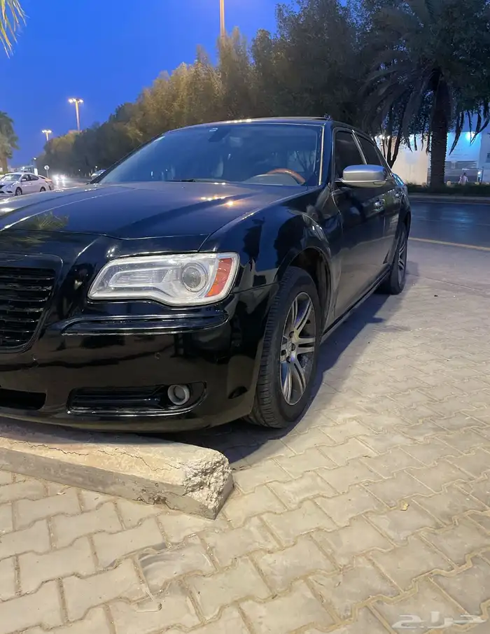 كرايزلر 2014 فل ليمتد 6 سلندر 2